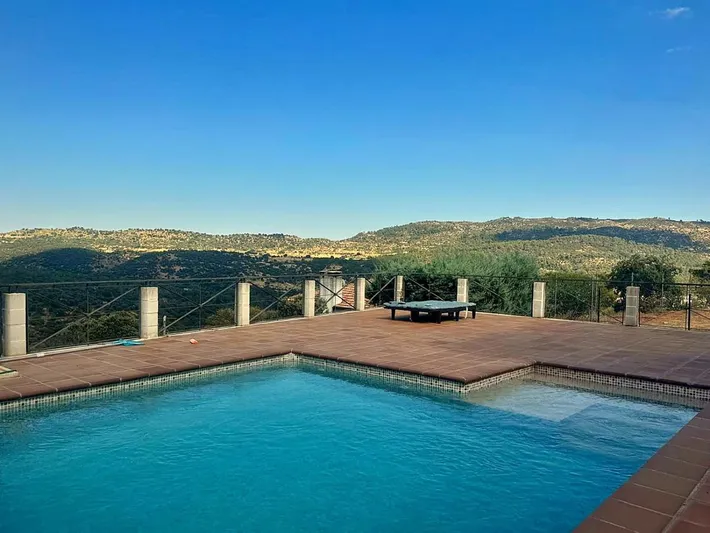 Villa für 8 Personen, mit Pool und Terrasse - 1