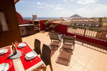 Gîte pour 4 personnes, avec balcon ainsi que piscine et vue dans Los Martínez