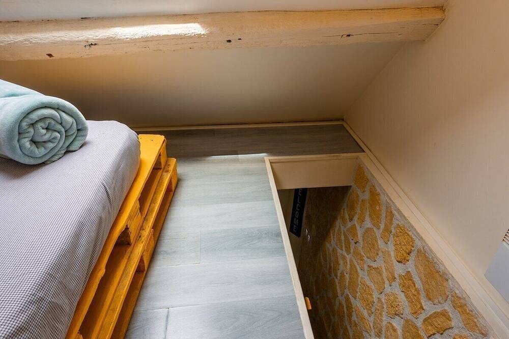 Ganze Wohnung, Apartment-Eigenes Badezimmer-Apartment in Louvres, Val-d'Oise