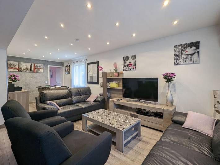 Gîte pour 12 personnes, avec jardin, animaux acceptés à Ramonchamp - 4