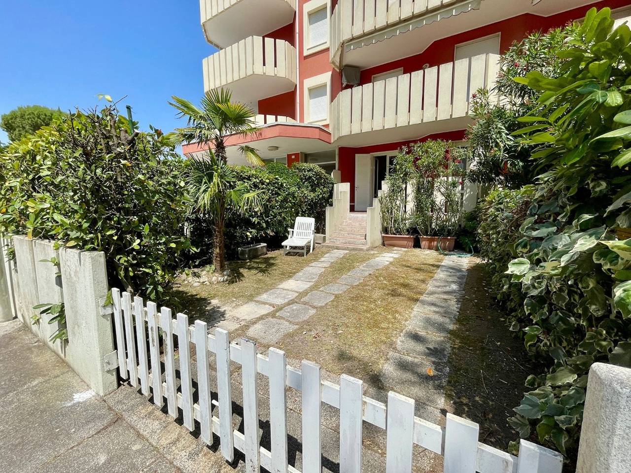 Ganze Wohnung, Ferienwohnung mit Garten und Pool in Porto Santa Margherita, Caorle