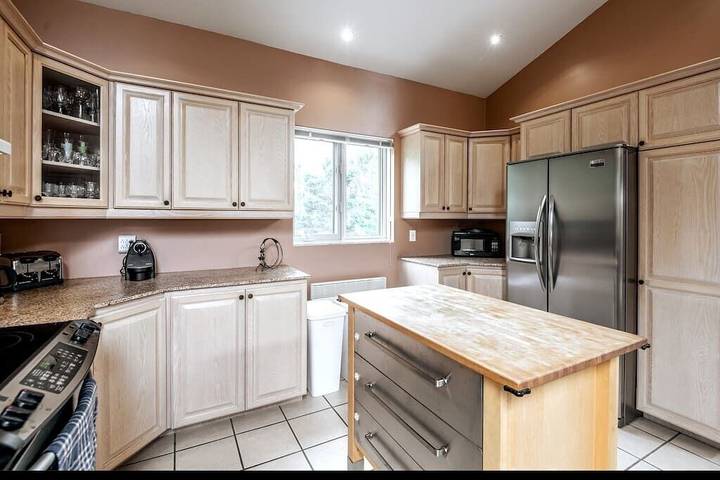 Glamping for 14 people, with garden and balcony in Quebec