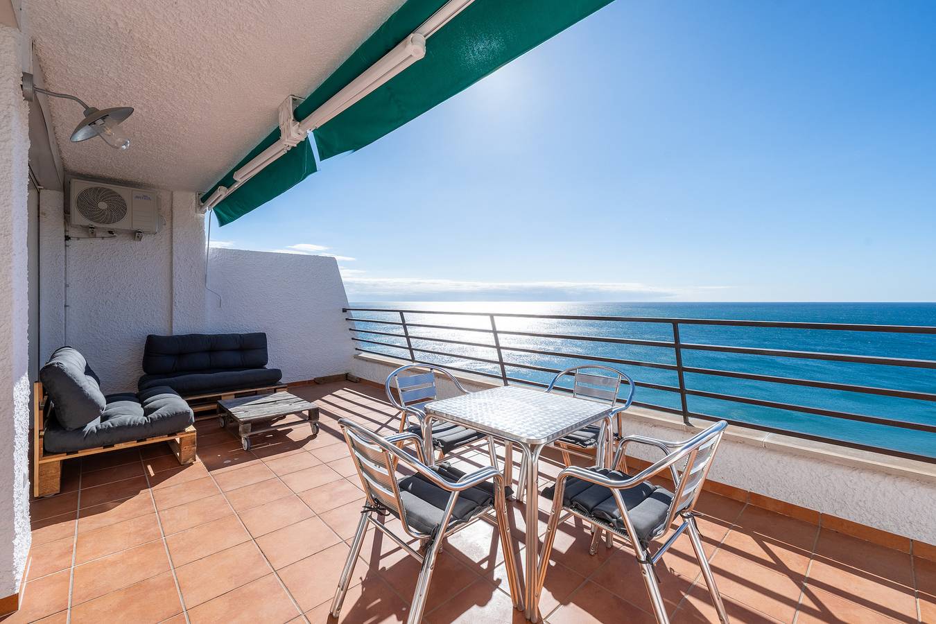 Apartamento entero, Apartamento 'Riela - Baia Palas I' con vistas al mar, Wi-Fi y aire acondicionado in Miami Playa, Costa Dorada
