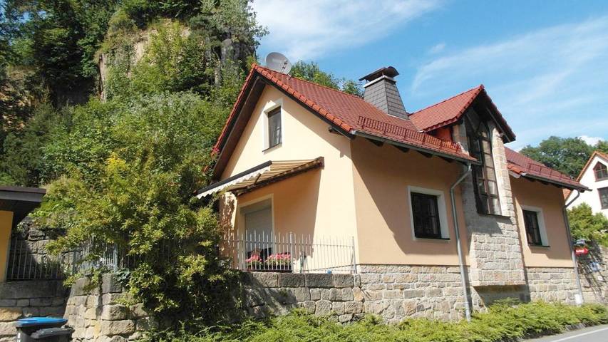Ferienhaus für 5 Personen, mit Terrasse und Ausblick in Pirna