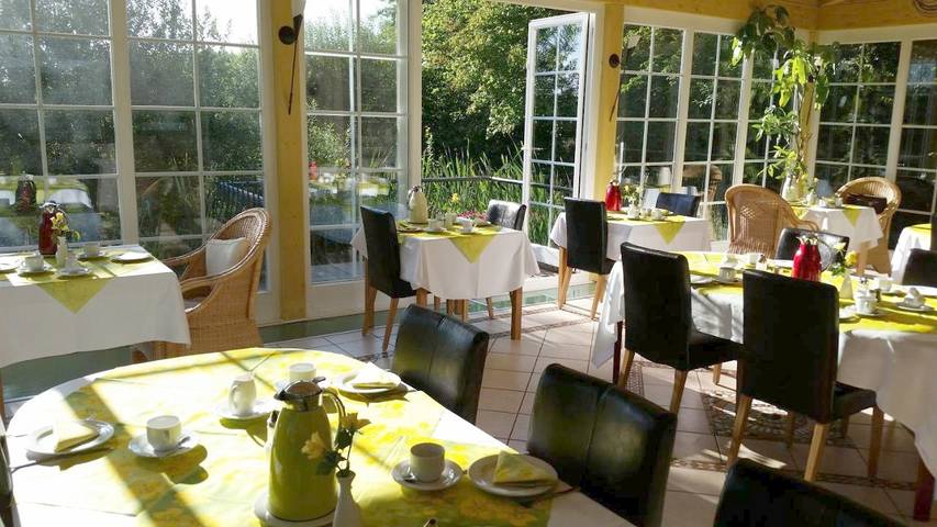 Hotel für 2 Personen, mit Terrasse und Garten sowie Ausblick in Rödermark - 2
