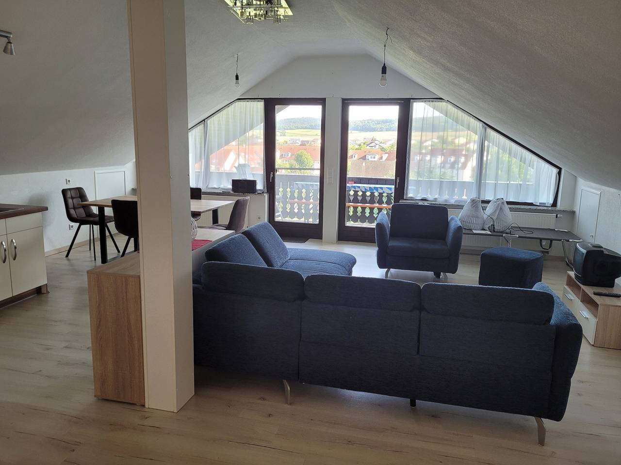 Ganze Wohnung, Apartment 'Haus Bergblick 1' mit Bergblick und Balkon in Riesbürg, Romantische Straße