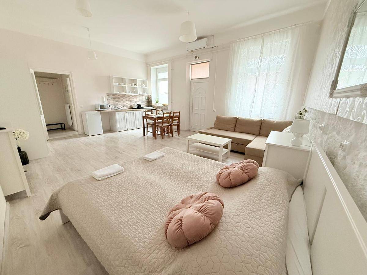 Cały apartament, Pacsirta Apartmanház in Eger, Komitat Heves