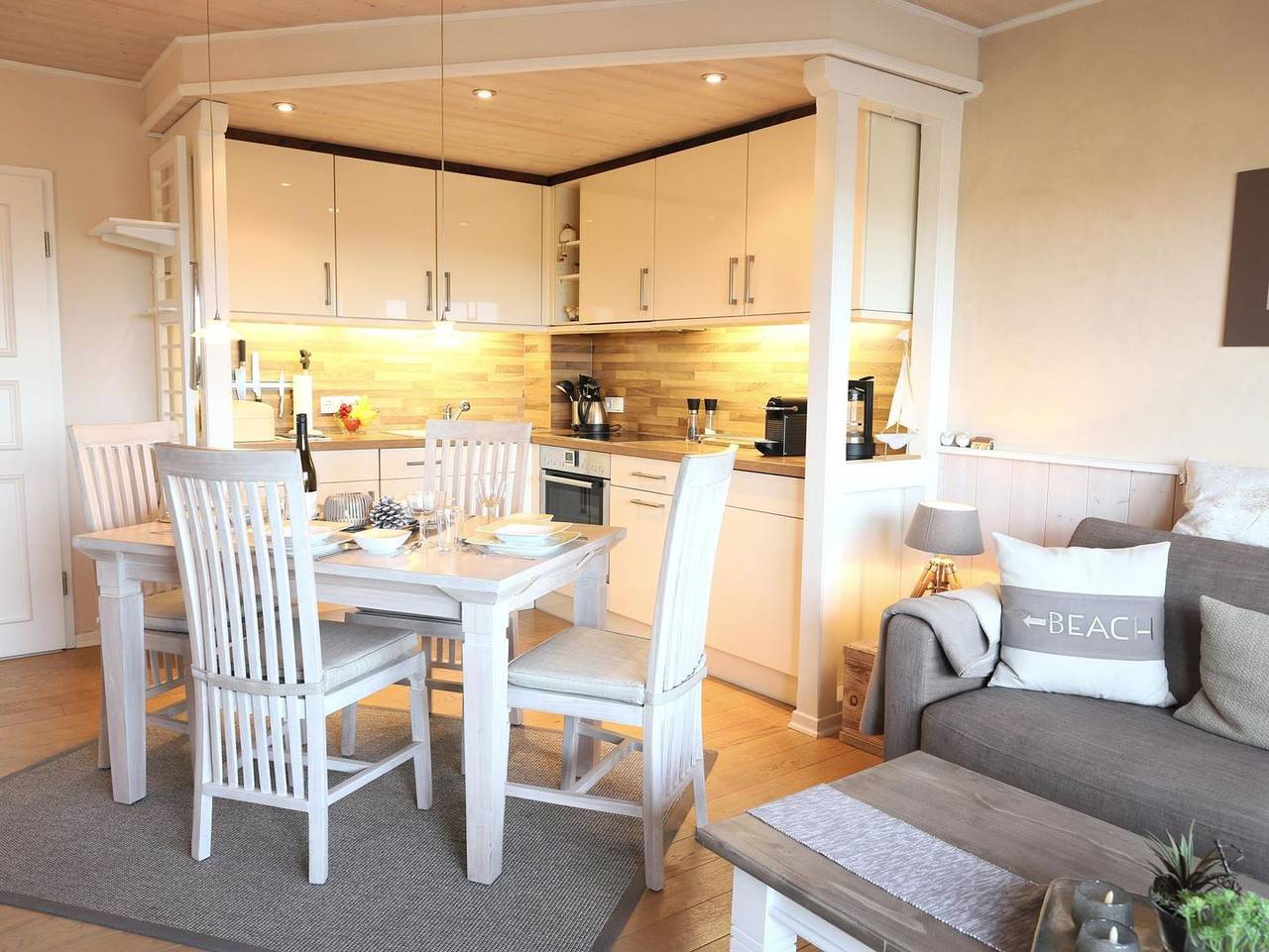 Ganze Wohnung, Hochwertiges 2-Zi.-App. mit Nord-Balkon und Wellnessbereich in Westerland in Westerland, Sylt (Gemeinde)