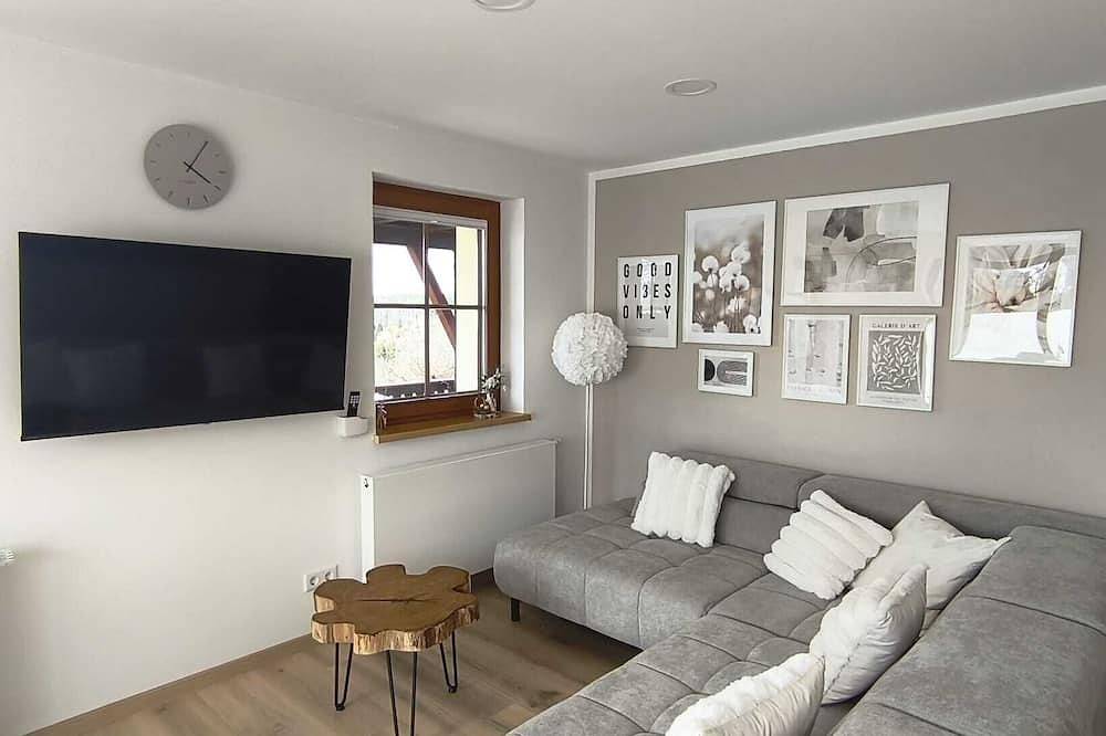 Ganze Wohnung, Ferienwohnung Waldblick mit Pool und Kinderspielplatz in Seenähe! in Malter-Paulsdorf, Dippoldiswalde