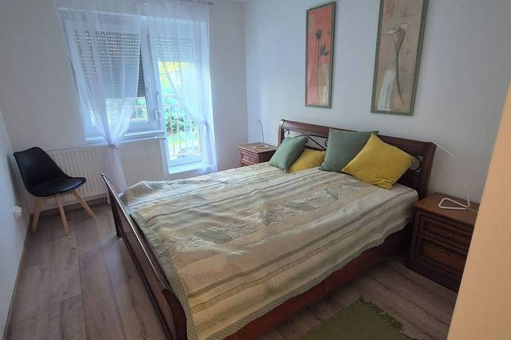 Ganze Wohnung, Sandmine - Moderne Wohnung in einem ruhigen, erneuerten Viertel in Ketschkemet, Kecskeméti járás