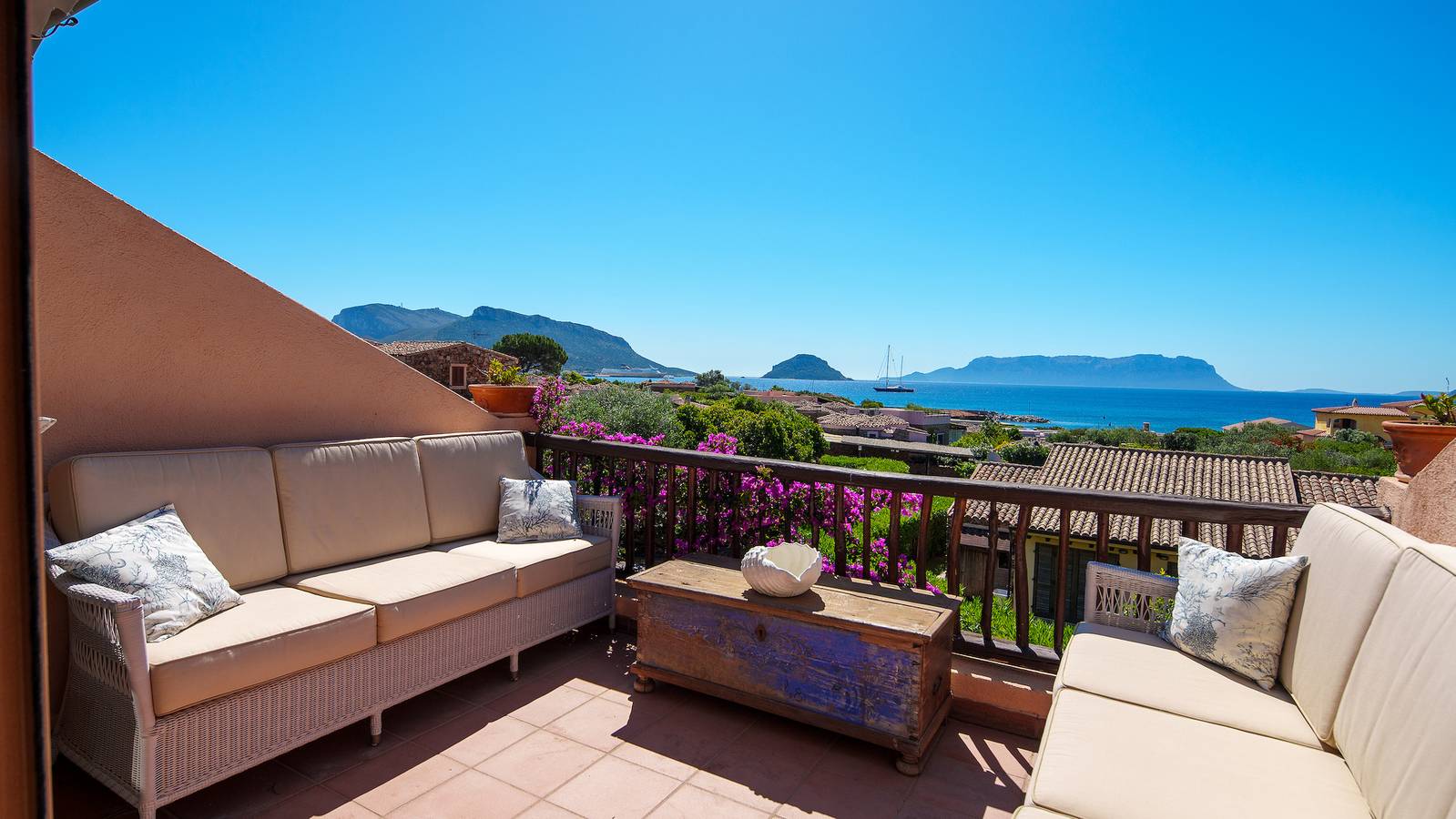 Villa Serena: Seaview&Private Pool-Golfo Aranci in Baia Caddinas, Golfo Aranci