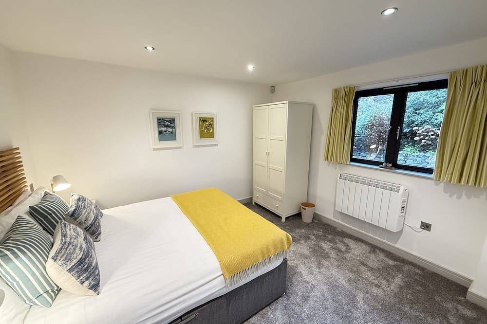 Fishers View - a lodge that sleeps 10 guests in 5 bedrooms in St. Ives, Cornwall