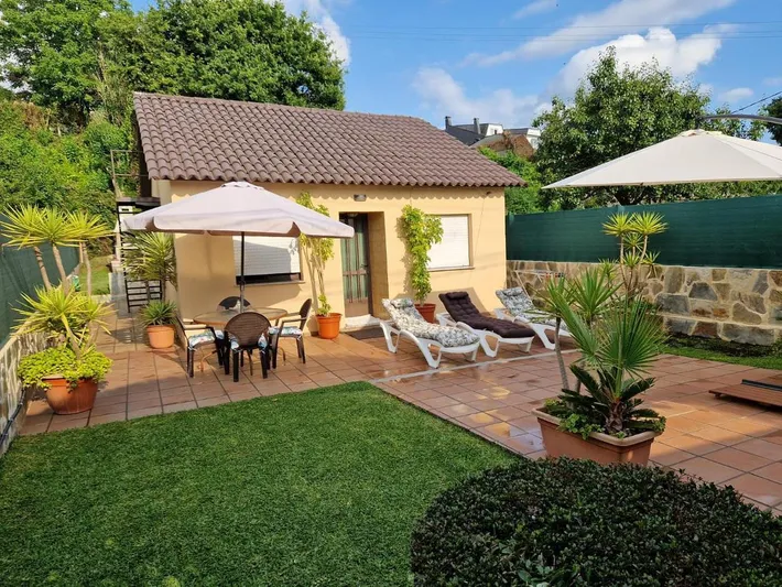 Casa de vacaciones para 4 personas, con vistas y jardín - 1