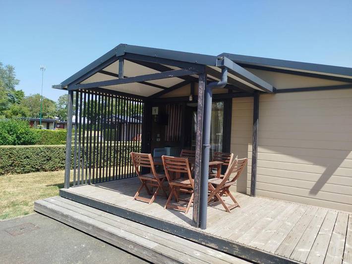 Location de vacances pour 5 personnes, avec terrasse à Évron - 2