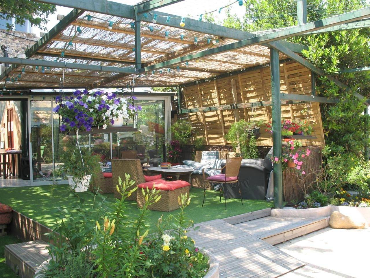 La Maison de Vérotte in Claira, Côte méditerranéenne (France)