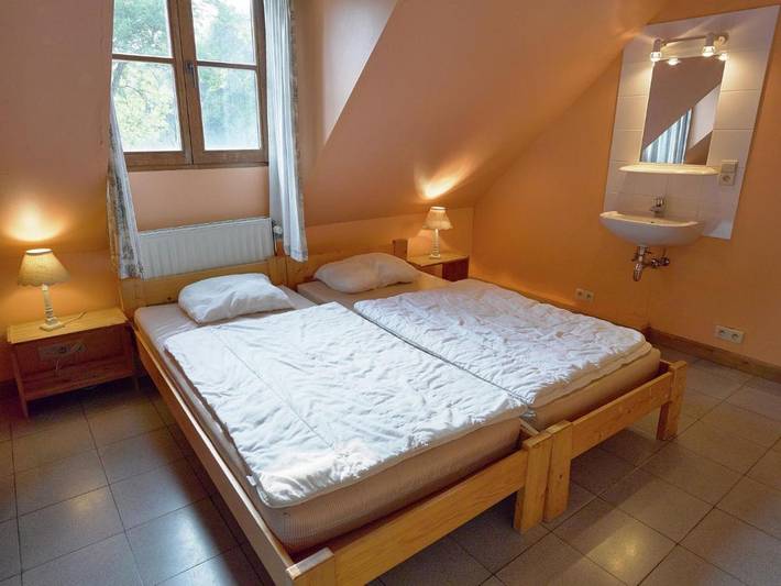 Location de vacances pour 30 personnes, avec jardin et terrasse à Maredsous - 4