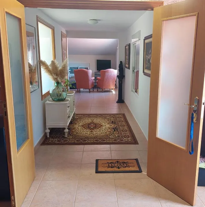 Apartamento de vacaciones para 4 personas, con jardín además de vistas y piscina - 1