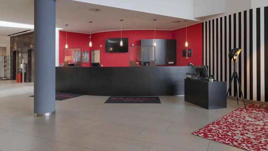 Ferienwohnung für 2 Personen, mit Whirlpool und Terrasse sowie Sauna, mit Haustier in Dresden - 2