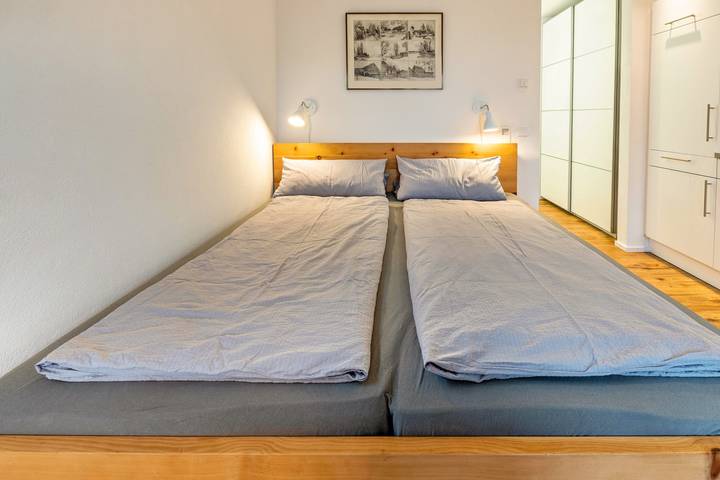 Studio entier, Studio 'Sonnenhalde' avec vue sur le lac, terrasse privée et Wi-Fi in Moos, Untersee
