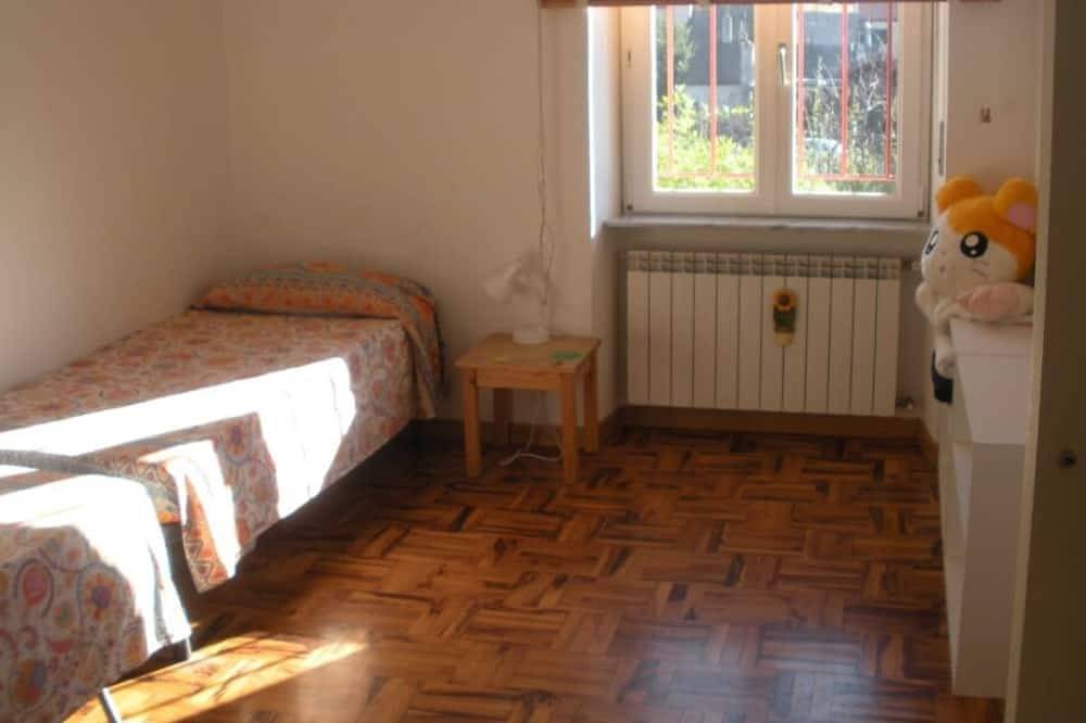 Entire apartment, Comfortable apartment three minutes' walk from the Citra Sea 009057-Lt-0365 in Spotorno, Riviera di Ponente