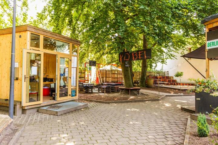 Chalet für 3 Personen, mit Terrasse und Garten in Berlin