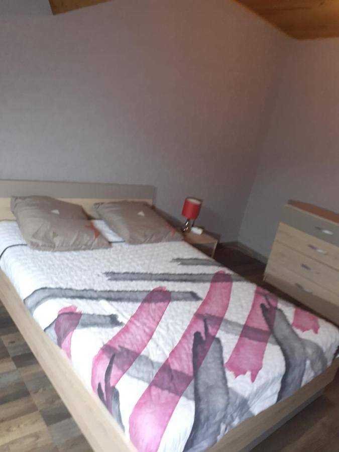 Gîte pour 3 personnes à Les Abrets - 3