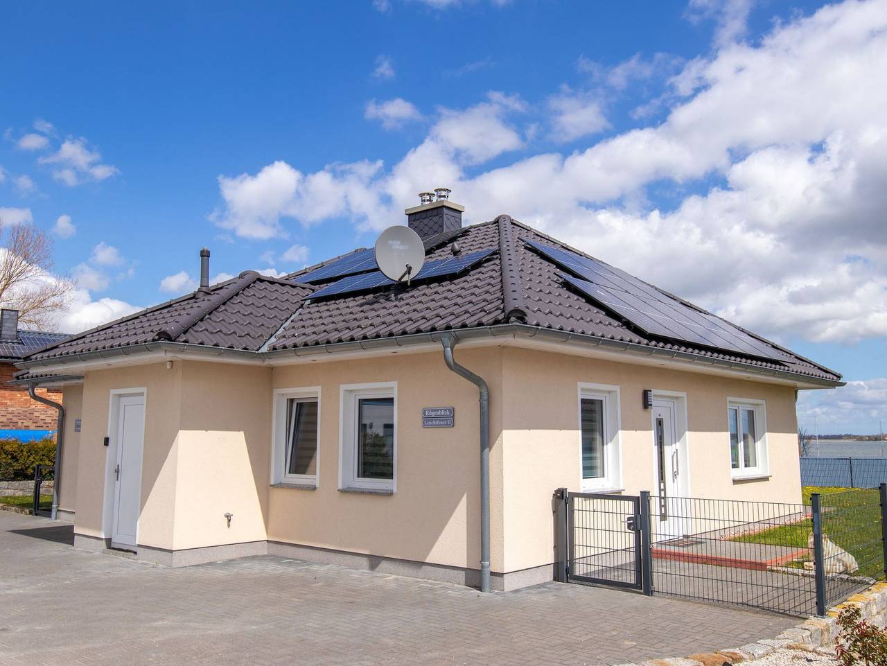 Ganze Ferienwohnung, Ferienwohnungen am Hafen - Ferienwohnung Rügenblick in Sundhagen, Stralsund Umland