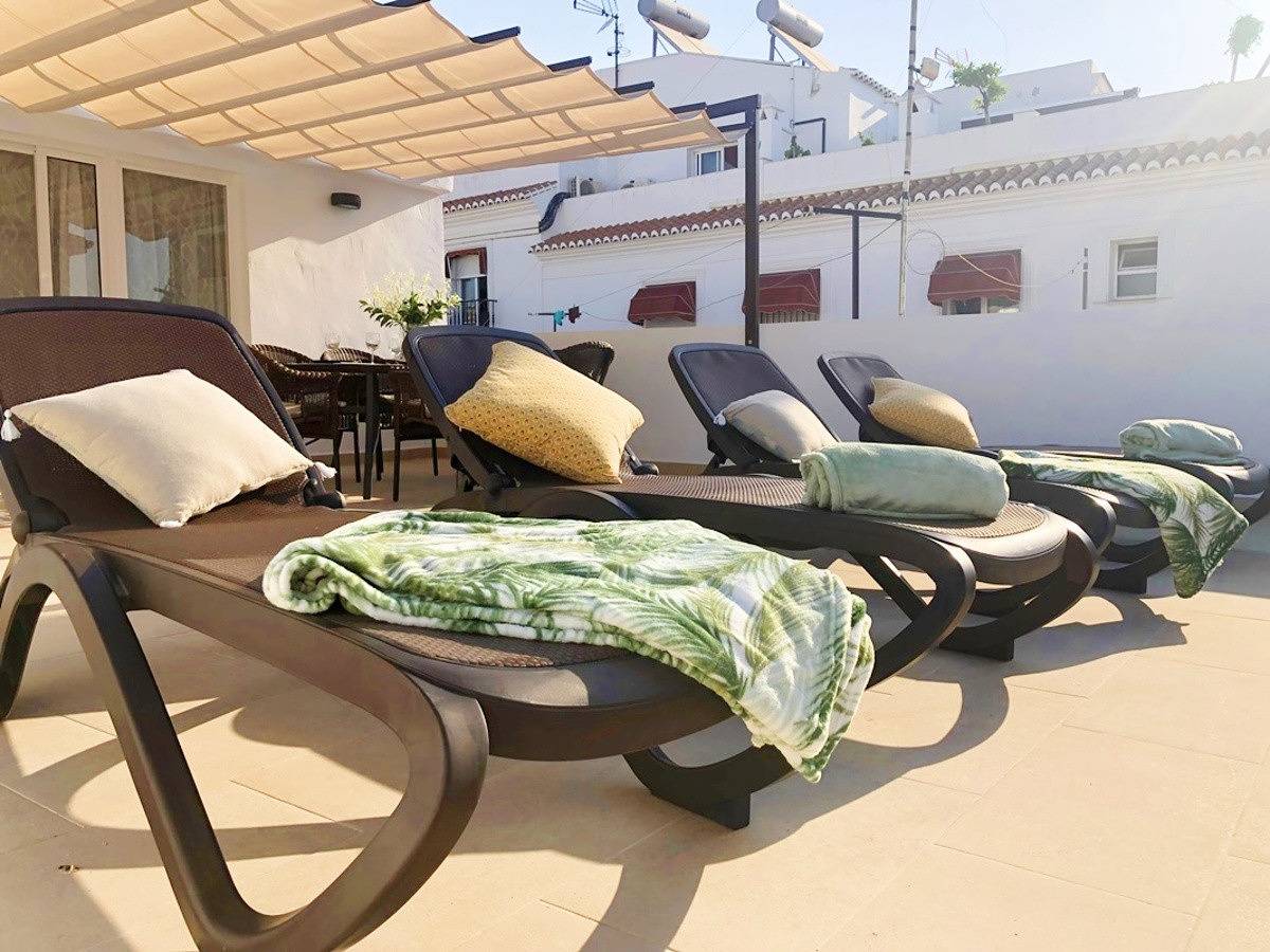 Entire apartment, Colon Atíco in Nerja Centre, Nerja