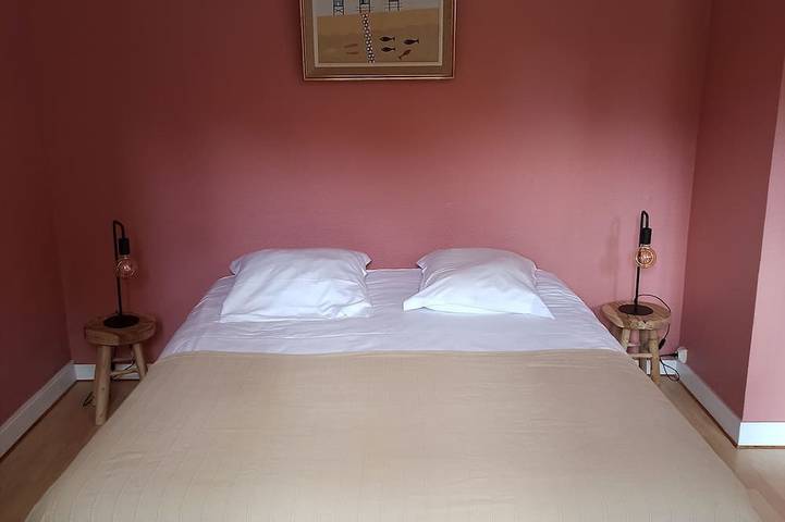 Gîte pour 4 personnes, avec jardin dans Aure sur Mer - 3