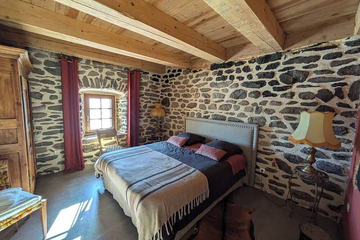 Gîte pour 4 personnes, avec jardin et terrasse à Les Vastres - 2