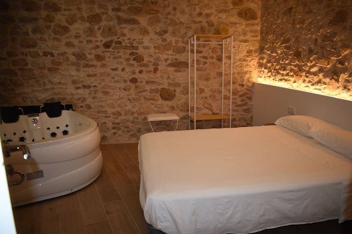 Gîte pour 6 personnes, avec balcon et jacuzzi à Traiguera - 3