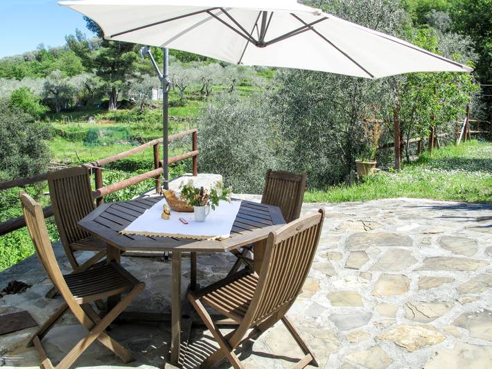 Ferienhaus für 3 Personen, mit Terrasse und Garten sowie Ausblick in Pietrabruna - 2