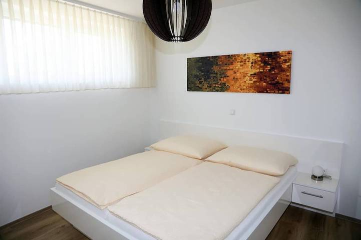 Ferienwohnung für 4 Personen, mit Sauna und Terrasse in Illmitz - 2