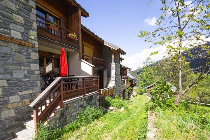 Gîte pour 6 personnes, avec terrasse, animaux acceptés à Les Avanchers-Valmorel - 4