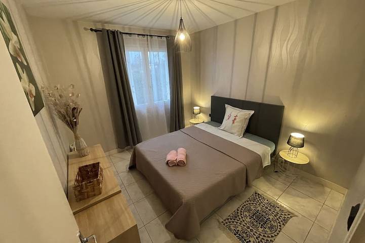 Gîte pour 8 personnes, avec jardin et jacuzzi, animaux acceptés dans Vindelle - 4