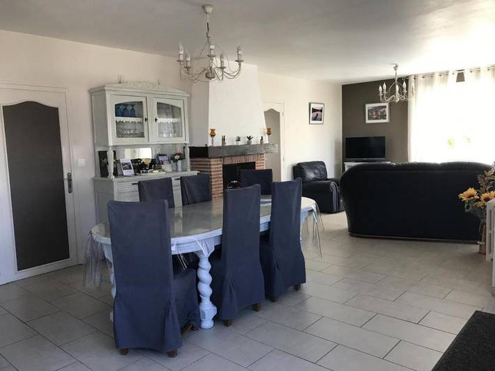 Location de vacances pour 6 personnes, avec terrasse et jardin à Dhuizon - 3