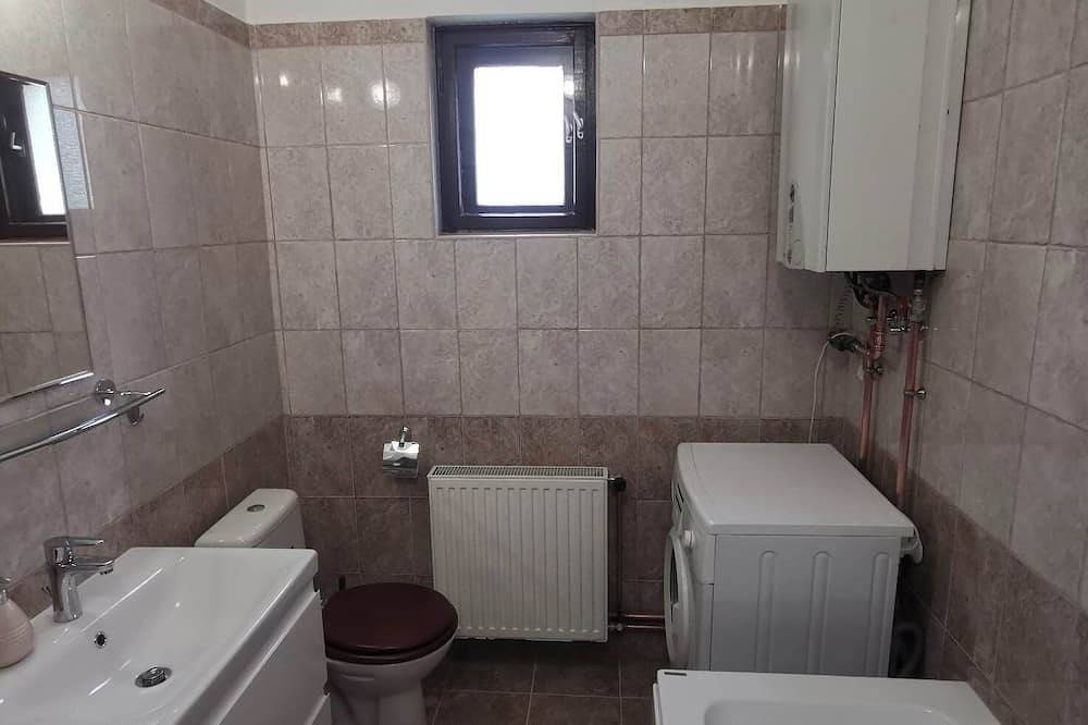Cozy and well-kept apartment in a quiet location for 6 people in Balatonalmadi, Plattensee nordufer