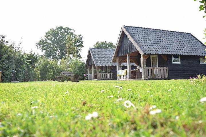 Recreatiepark De Boshoek — Houtlodge | 18 Personen in Veluwe