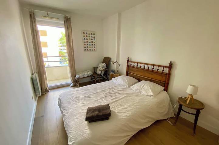 Apartamento entero, Beautiful, cozy 3-room apartment Apartment with parking and a terrace in Burdeos, Región de Burdeos