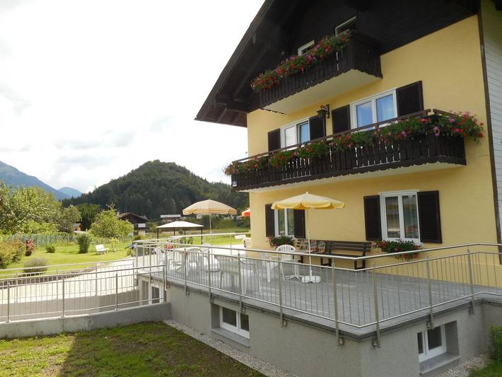 Ferienwohnung für 2 Personen, mit Balkon und Terrasse sowie Garten in Strobl - 2