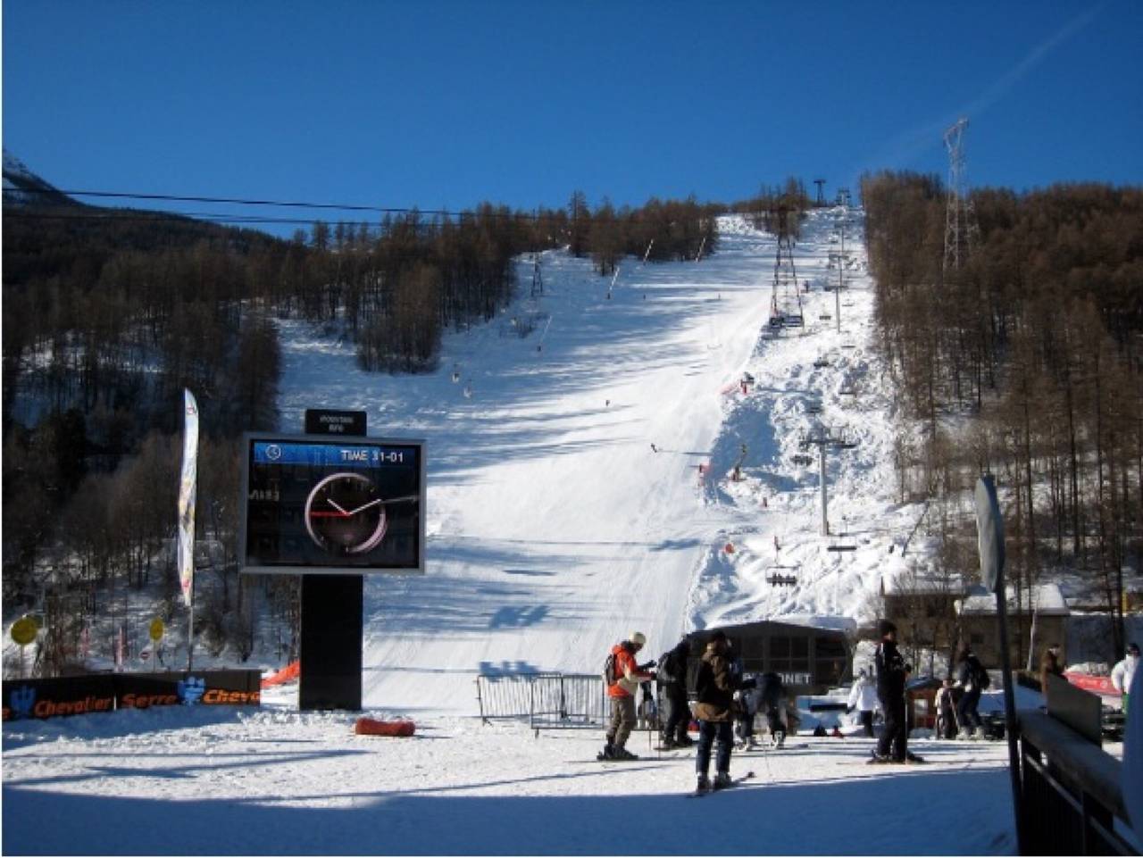 Hel lejlighed, Apartment 'Vue Piste Luc Alphand' with Mountain View and Private Terrace in Saint-Chaffrey, Serre Chevalier
