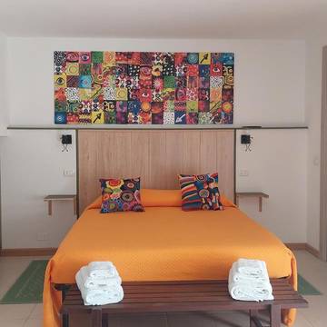 Chambre d’hôte pour 2 personnes, avec terrasse à Elmas