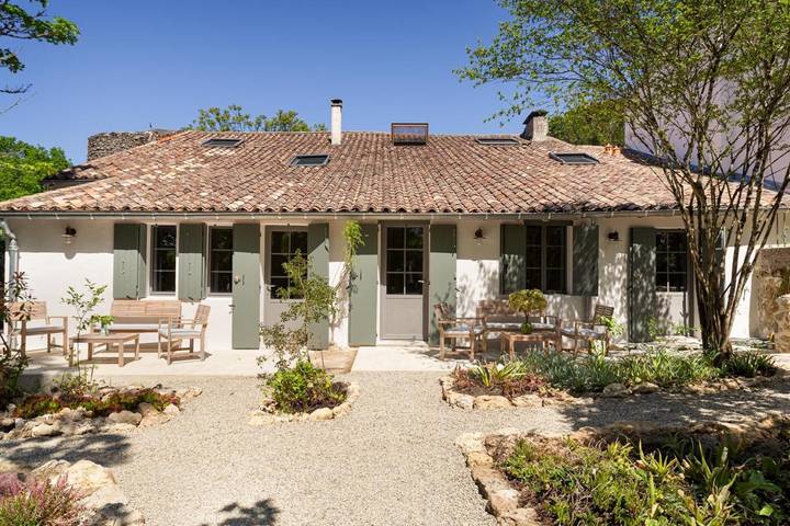 Location de vacances pour 3 personnes, avec Terrasse et Jardin à Capian - 3