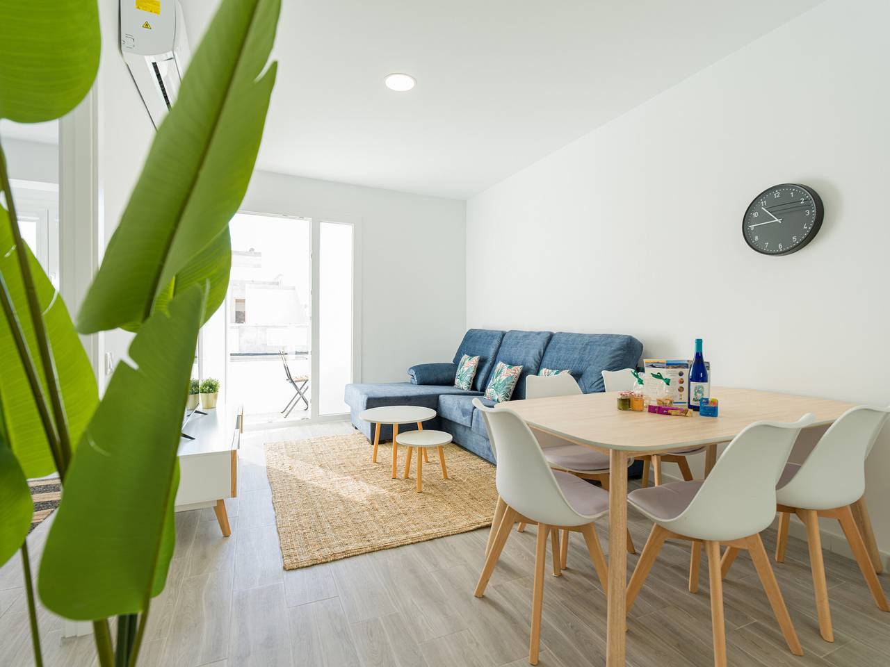 Elegant retreat in Las Palmas, near beach. Wi-Fi, air conditioning, 3 bedrooms. in La Isleta, Las Palmas