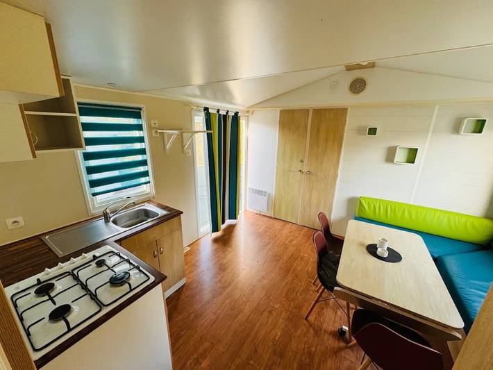 Camping pour 8 personnes, avec jardin et jacuzzi dans Côte d’Émeraude - 4