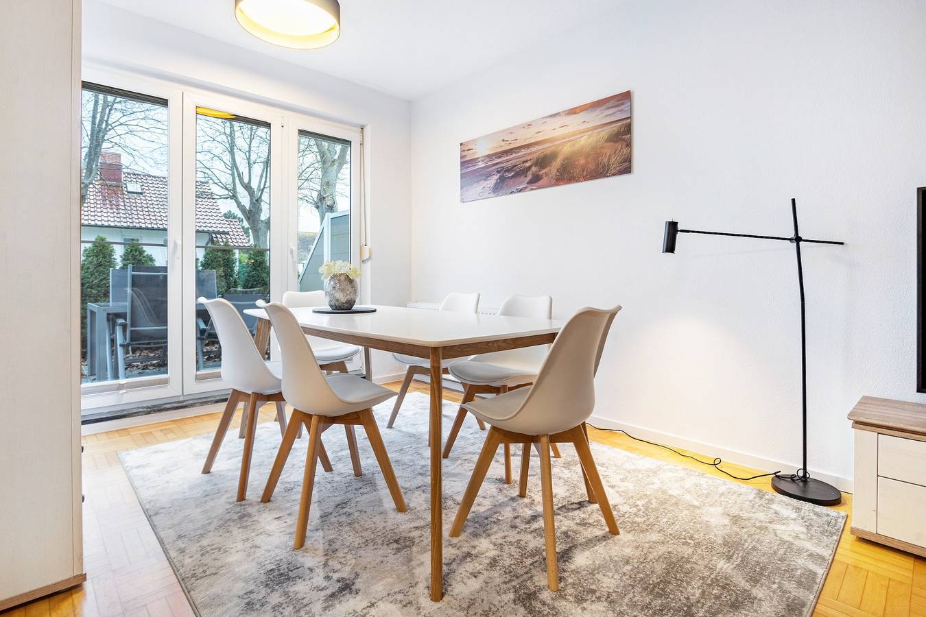 Entire apartment, Apartment 'Haus Annelie Fewo 3' with Private Terrace, Shared Garden and Wi-Fi in Dranske, Ruegen