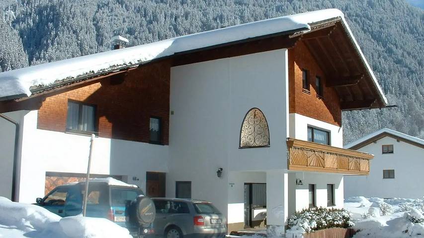 Gîte pour 4 personnes, avec Balcon et Terrasse ainsi que Jacuzzi et Jardin à Gortipohl - 2