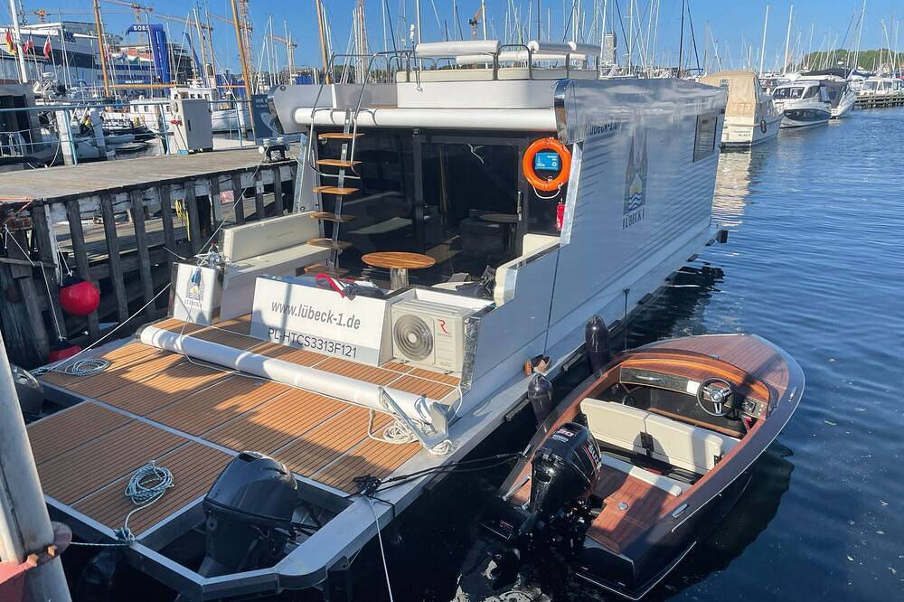 Hausboot mit Traumlage in Lübeck/Travemünde in Travemünde, Lübeck