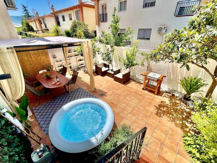 Casa de vacaciones para 6 personas, con piscina además de jardín y jacuzzi en Provincia de Granada - 3