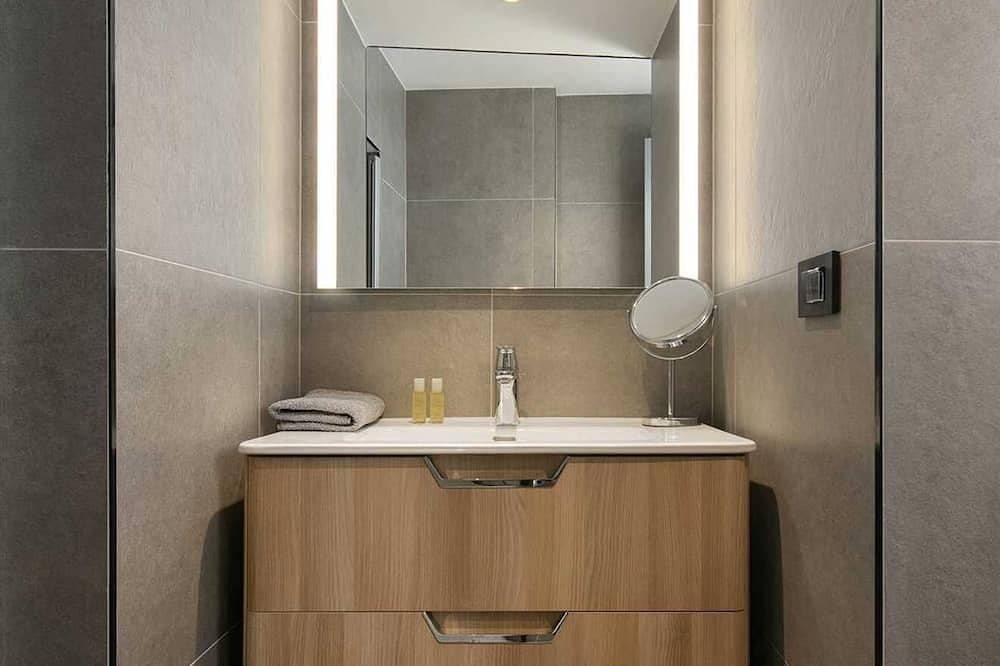 Ganze Wohnung, Premium-Apartment Ginger in einer schönen historischen Stadt in Labin Stadt, Labin
